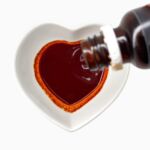 saffron extract pouring