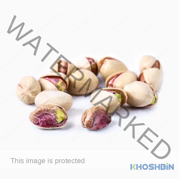 A bunch of Jumbo pistachios (Kalle Ghouchi)