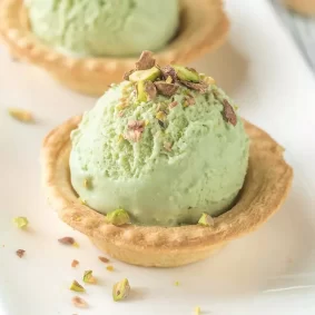 Chopped Pistachio normal green ice cream